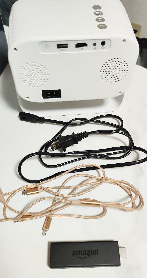 Jimveo プロジェクター　家庭用小型