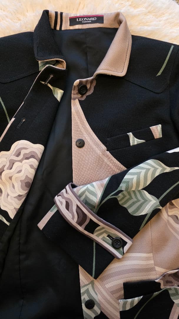 LEONARD フラワープリント テーラードジャケット