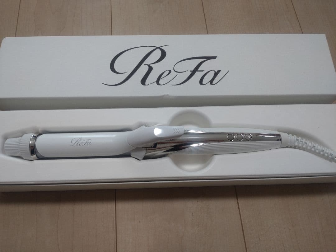 【美品】リファ ビューテック カールアイロン26 RE-AG00A
