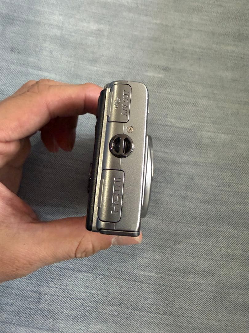 Nikon coolpix s9500 シルバー