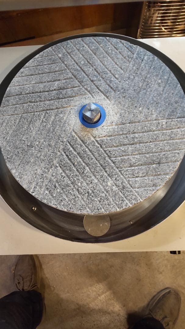 電動石臼製粉機　ミツカ関東　AK-36IS　直前まで使用の実働品！蕎麦・小麦に！