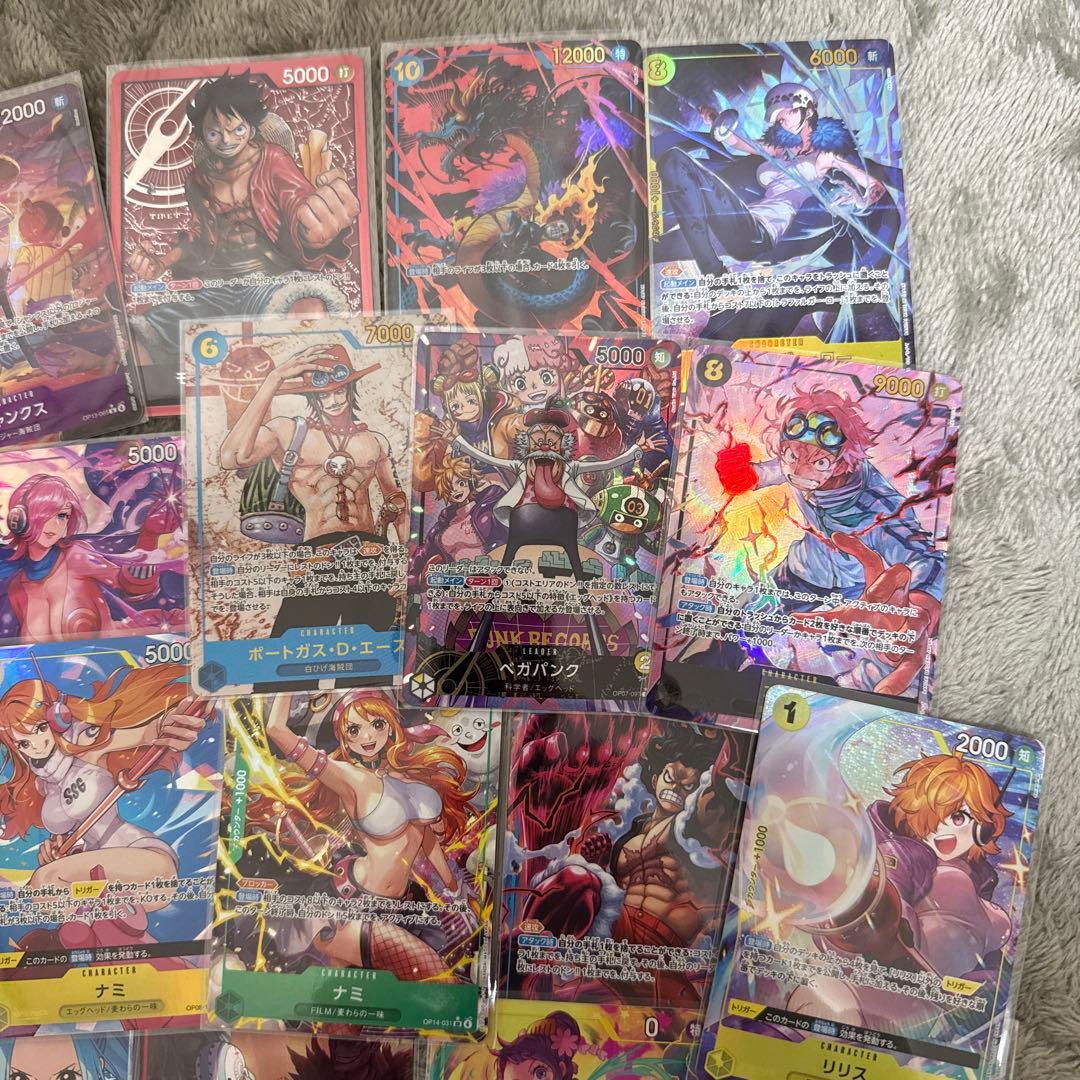 ワンピまとめ売り！パラレル、保証SR込み　おまけ付き！