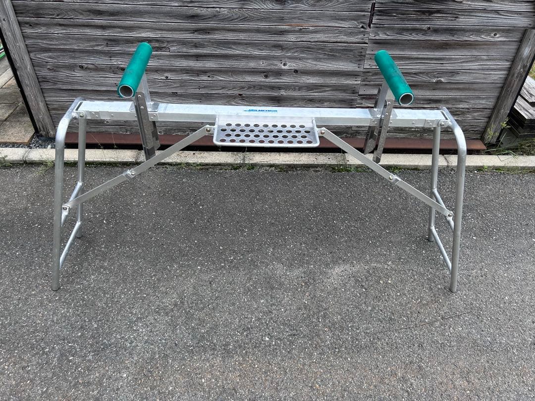 ホルメンコールHOLMENKOL（スキー）バイス付きメンテナンススタンド