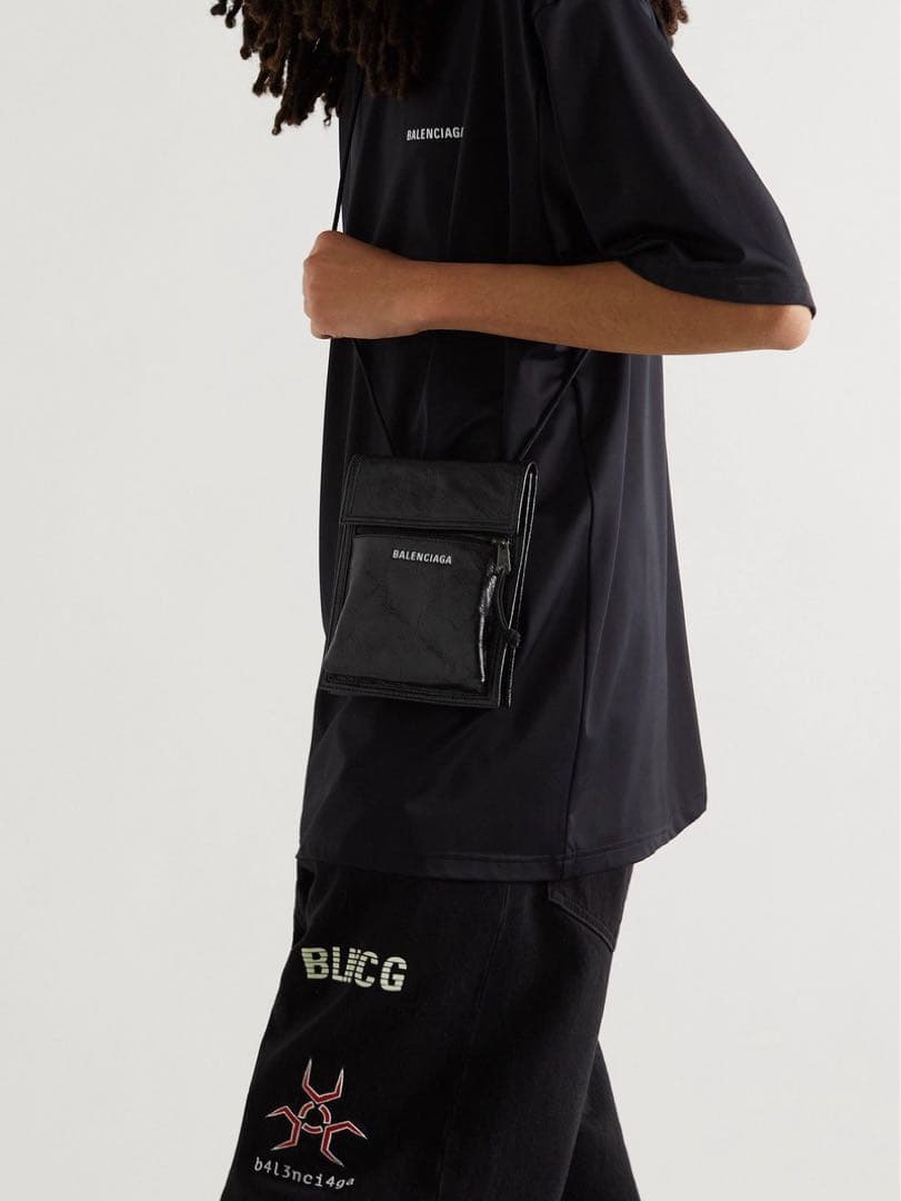 未使用 国内正規品 BALENCIAGA Explorer ショルダーバッグ