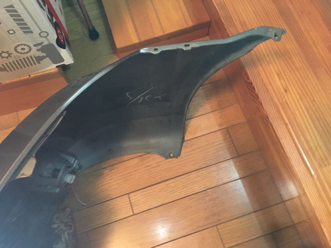 MR-S 後期純正Fバンパー 1E3