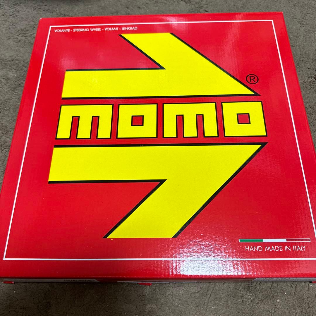 正規輸入品　MOMOヴェローチェ320mm新品未使用