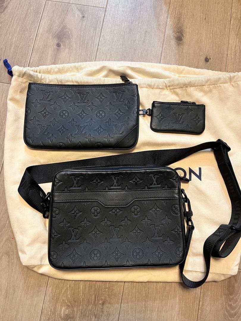 リ*ヤ様 美品メルカリ最安Louis Vuittonトリオメッセンジャーバッグ