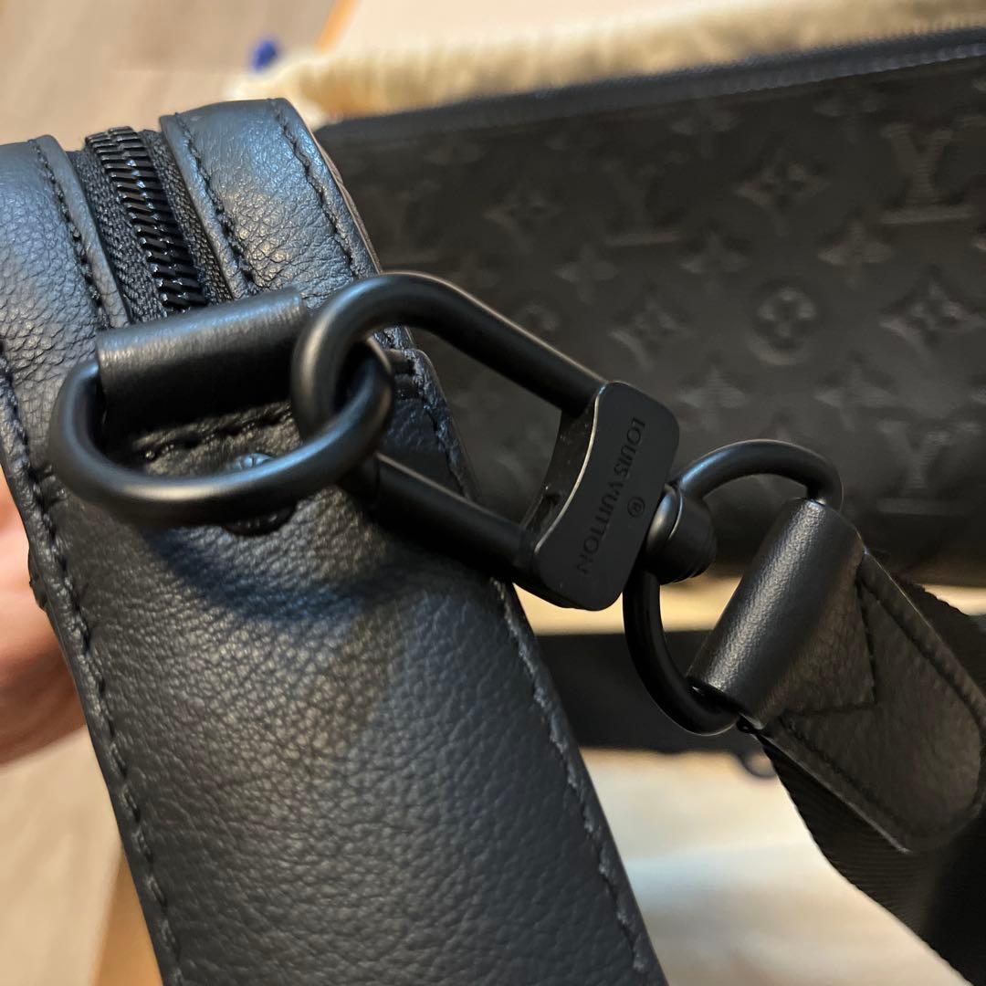 リ*ヤ様 美品メルカリ最安Louis Vuittonトリオメッセンジャーバッグ