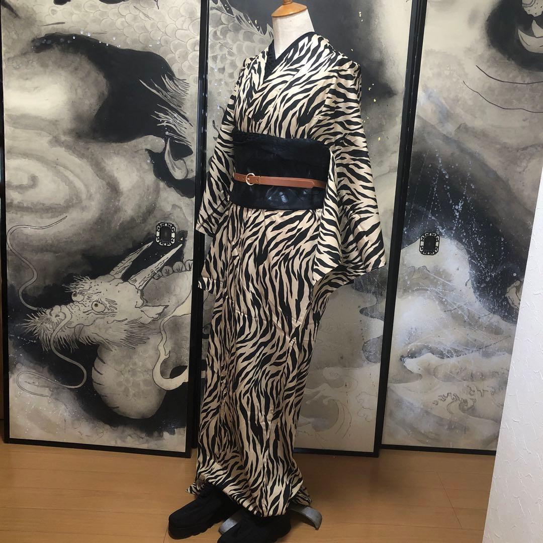 ☆タイムセール☆カッコいいと思う＊ベージュ￼ゼブラ浴衣セット￼