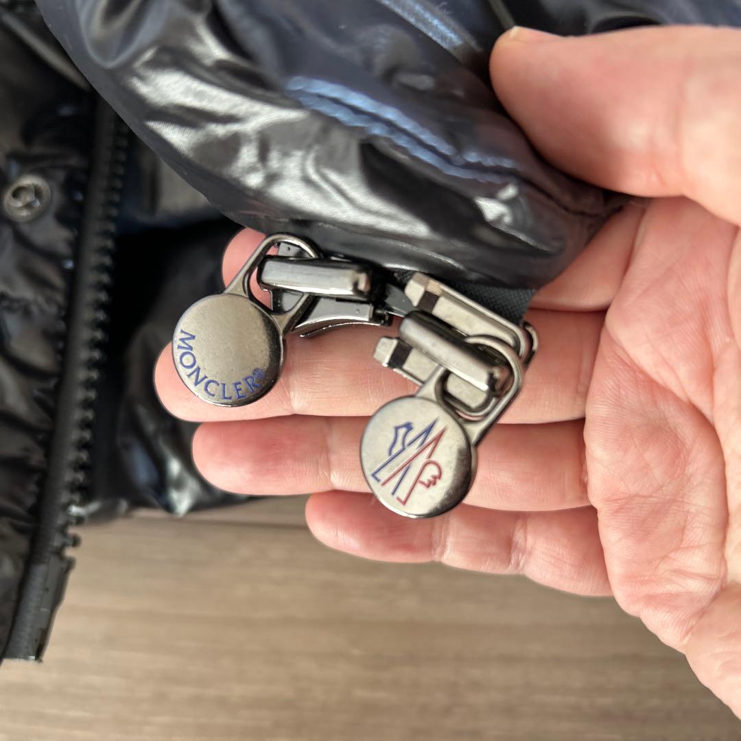 MONCLER TIBB ブラック　2