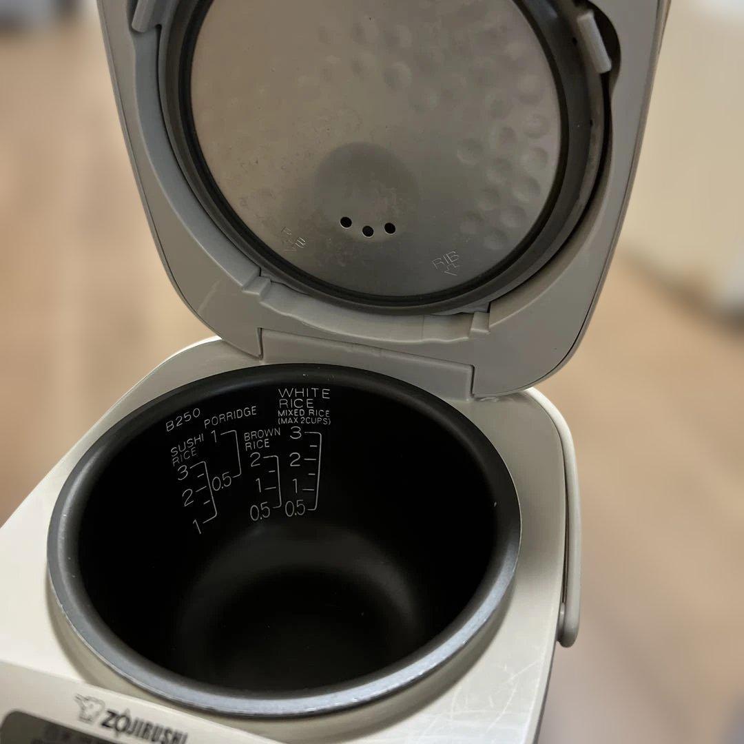 海外向け炊飯器 220V～230V仕様 象印 3合炊き