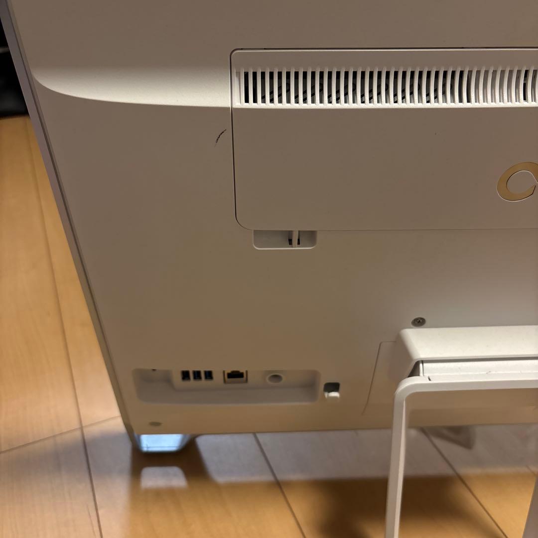FUJITSU FMVF52A3W 一体型デスクトップパソコン
