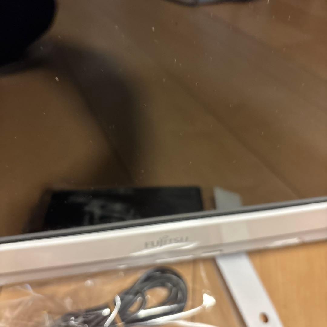 FUJITSU FMVF52A3W 一体型デスクトップパソコン