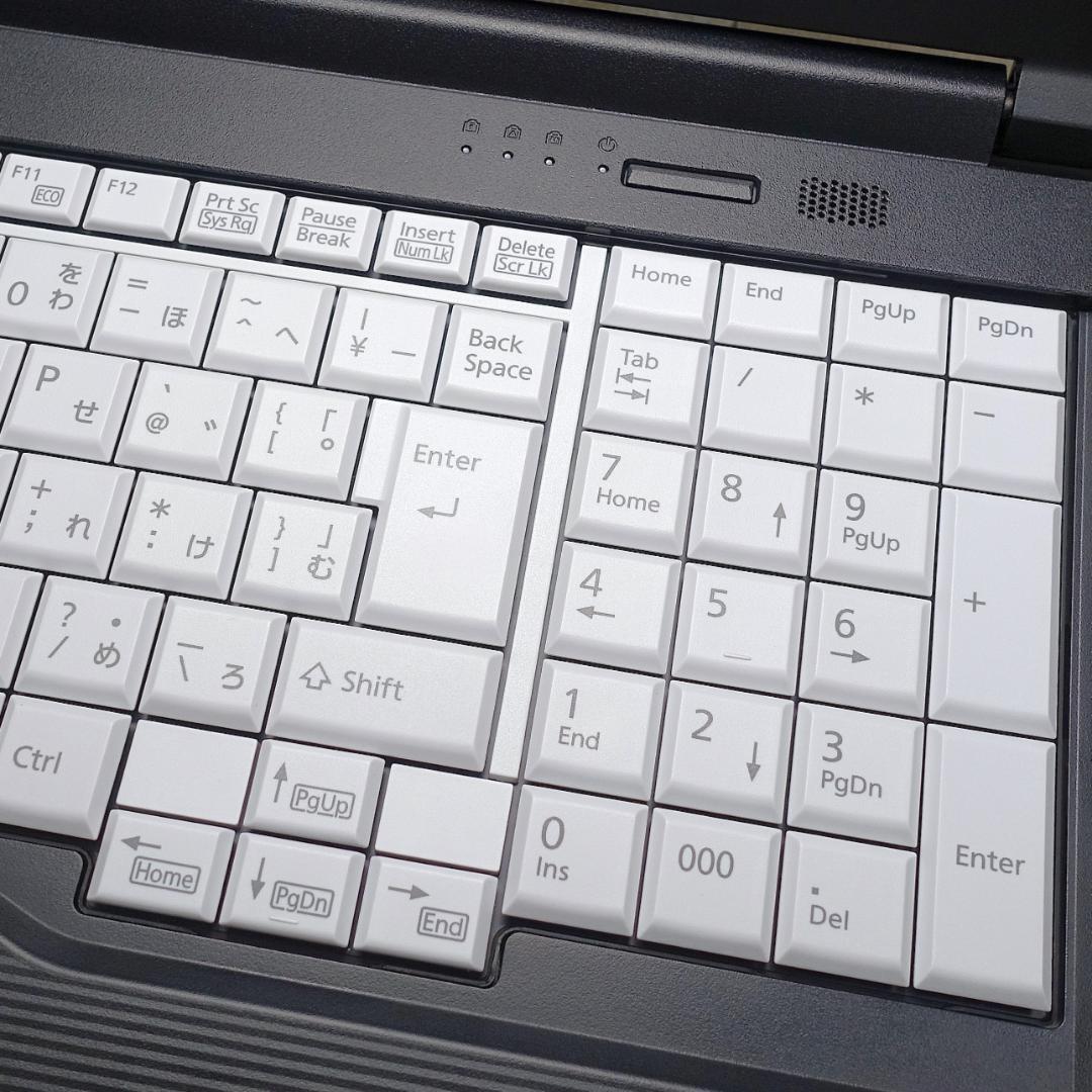 極美品の現行モデル✨第１３世代コアｉ５に超高速で新品のＳＳＤ１ＴＢ＆大容量メモリ