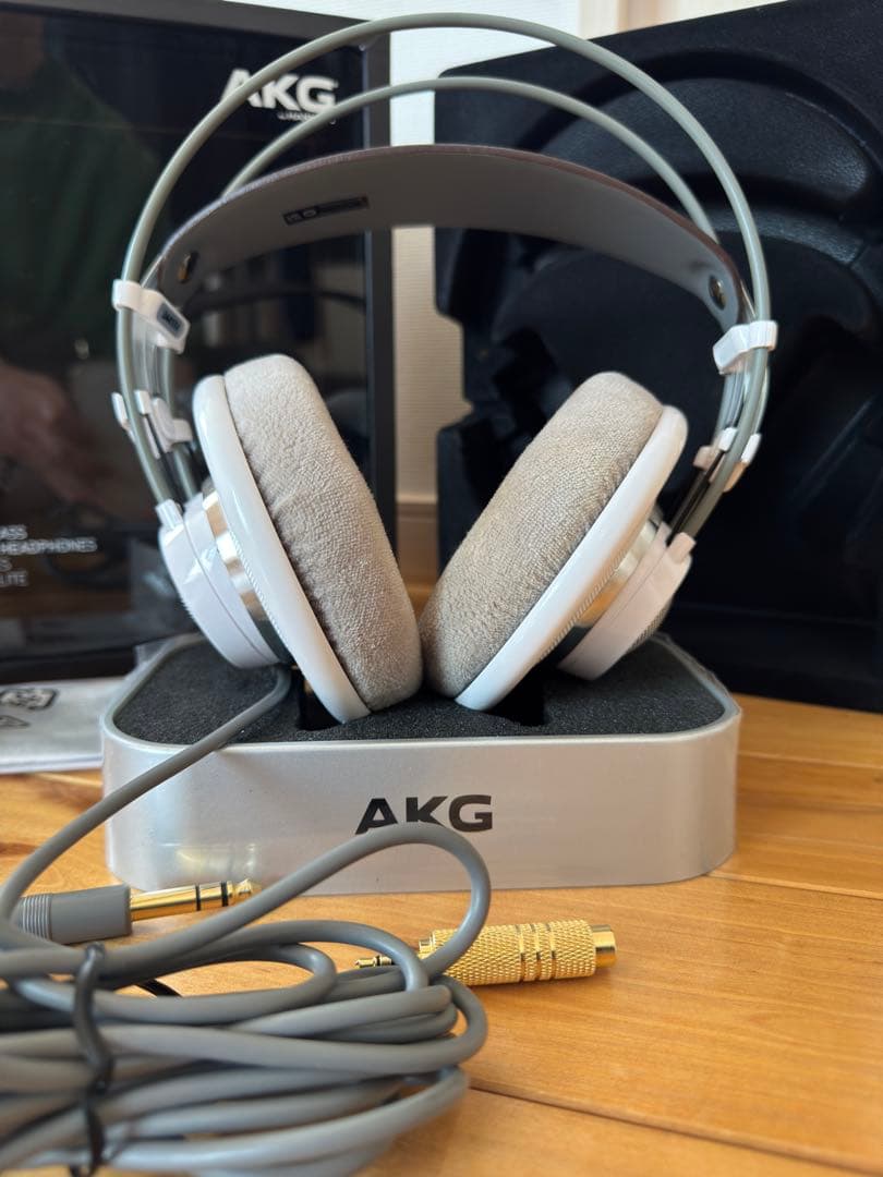AKG K701-Y3 オープンエアー型プロフェッショナル・ヘッドホン