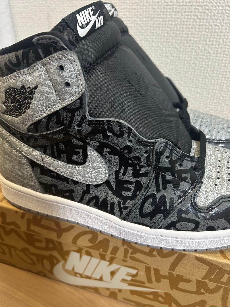 ヴ*ト様 Nike Air Jordan 1 High OG Rebellion