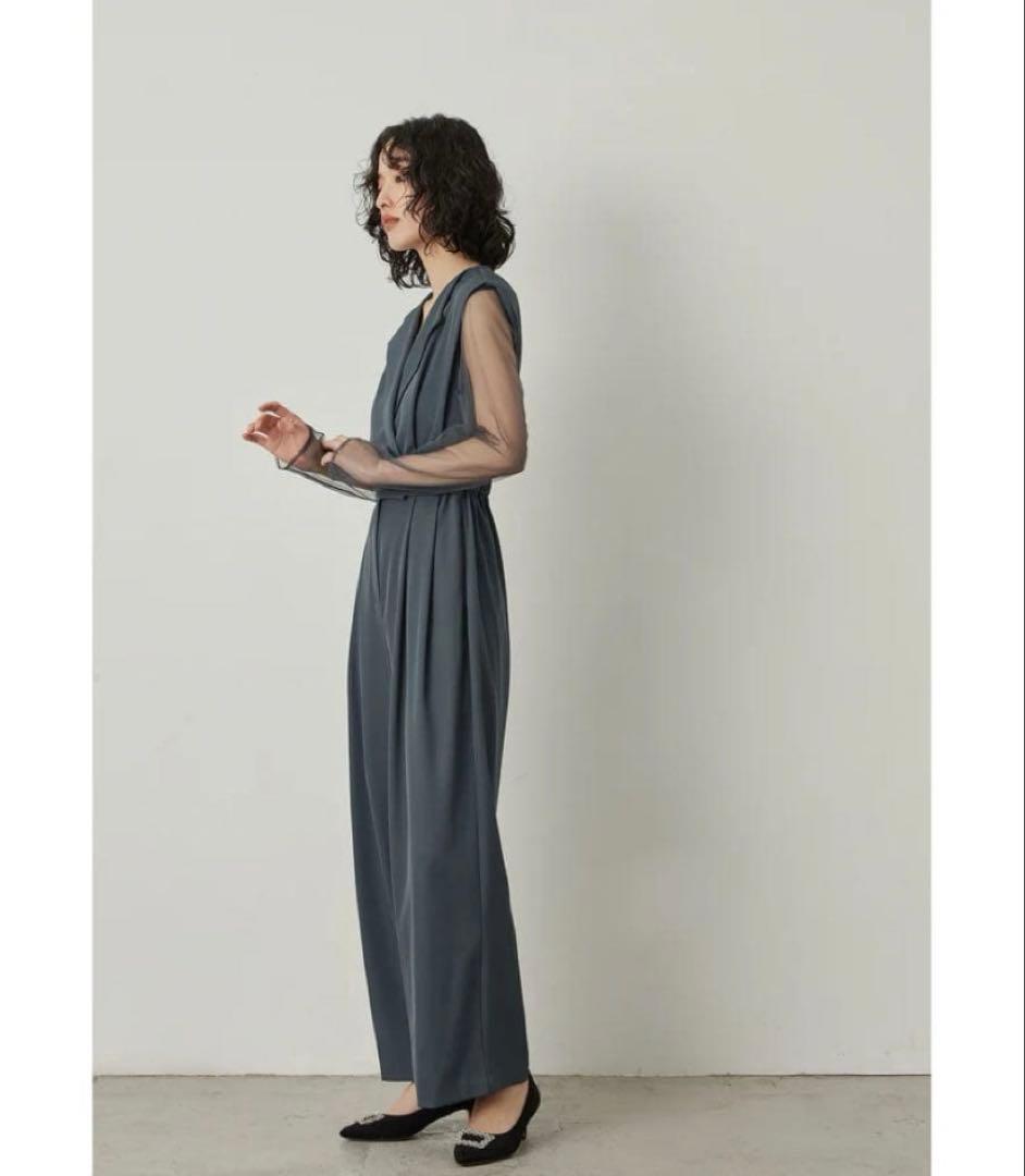 大幅値下げ‼️美品　niana スタンドアウトカラーオールインパンツ インナー付き