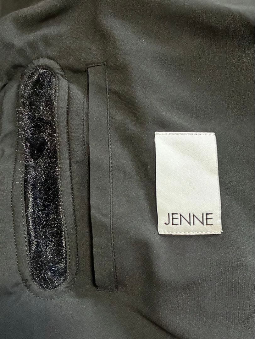 JENNE リッチボリュームファーケープ ブラック