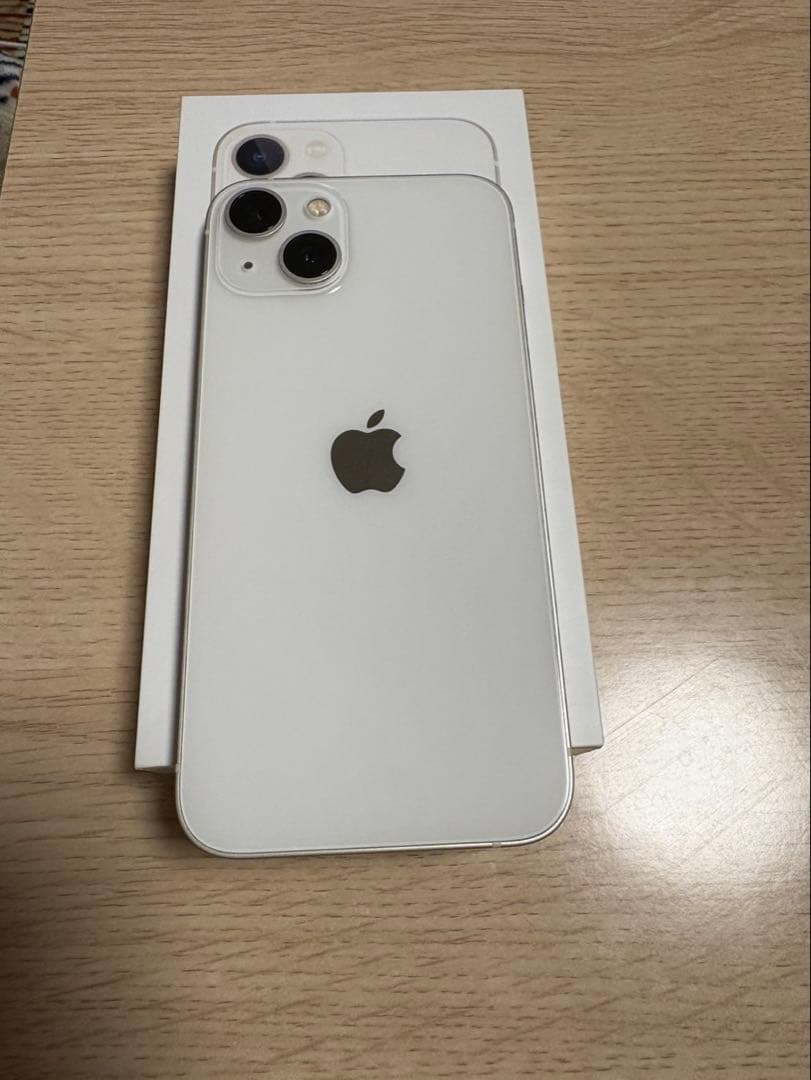 iPhone13 スターライト　美品　256GB