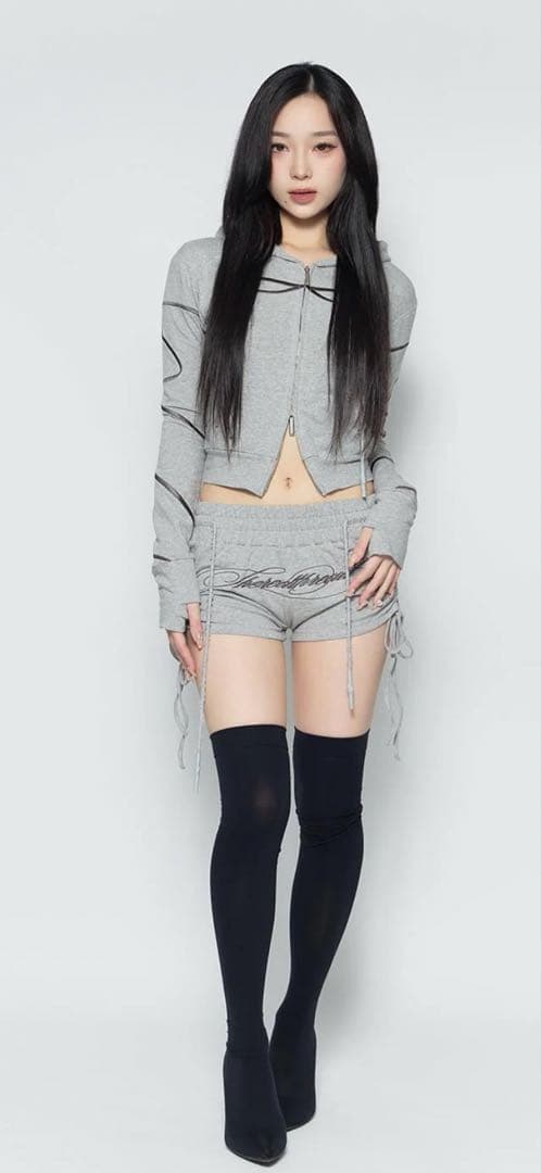 【専用】THEREDTHREAD S embroidery shorts