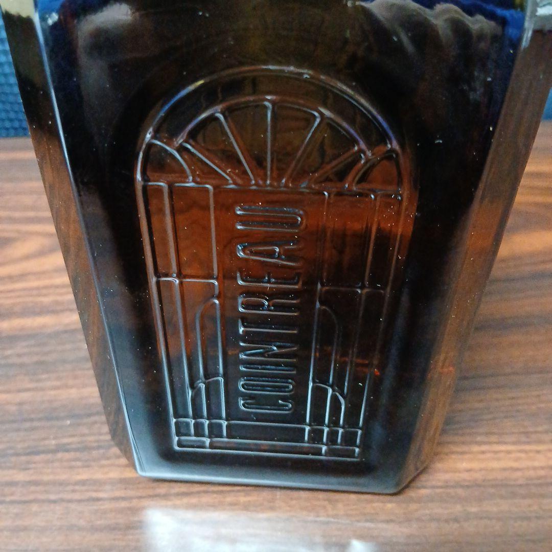 Cointreau リキュール 700ml 40%