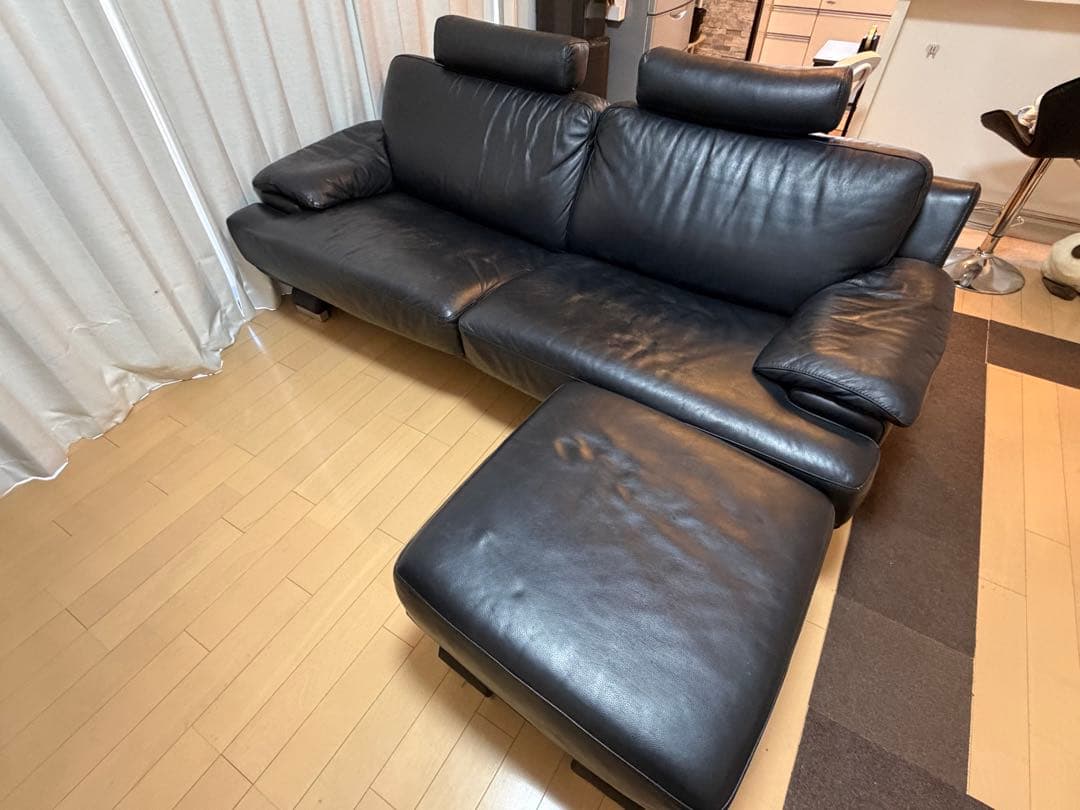 IDC大塚家具ソファ3人掛け　本革　黒　中古