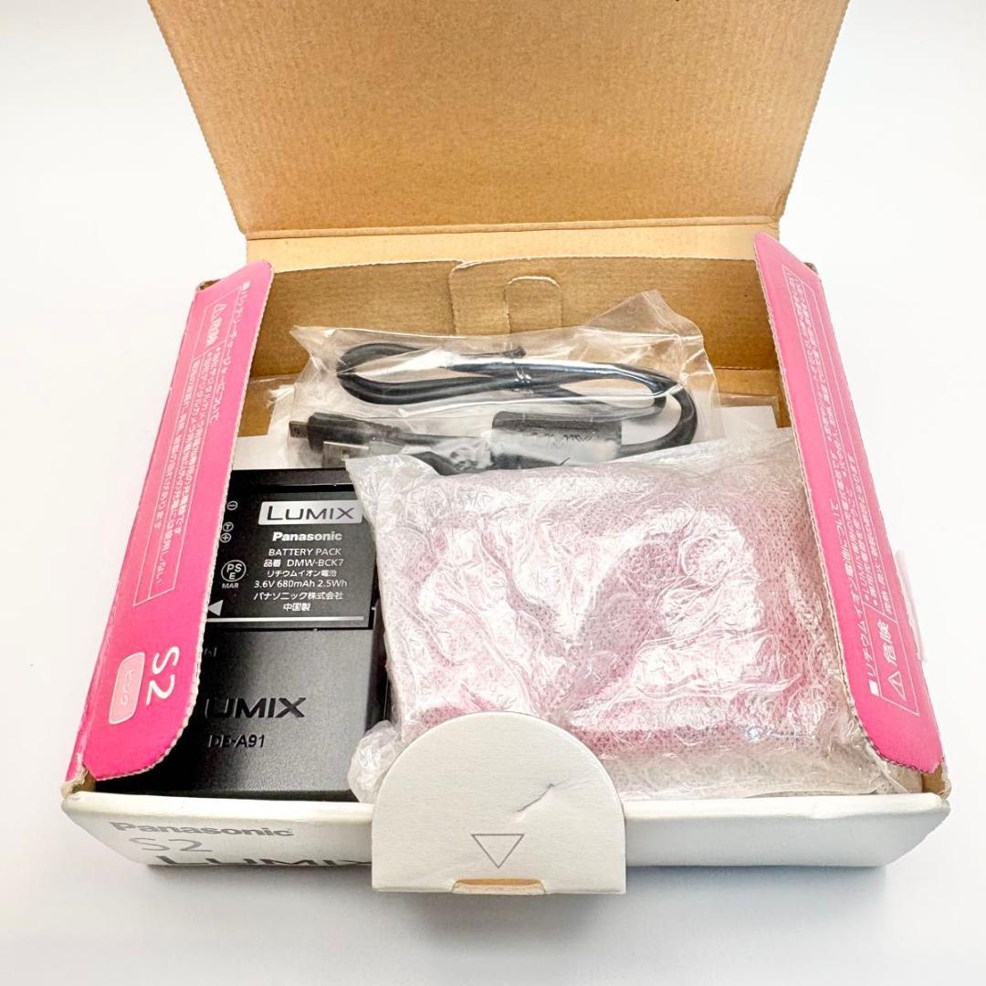 美品 Panasonic LUMIX DMC-S2 ピンク コンデジ　デジカメ