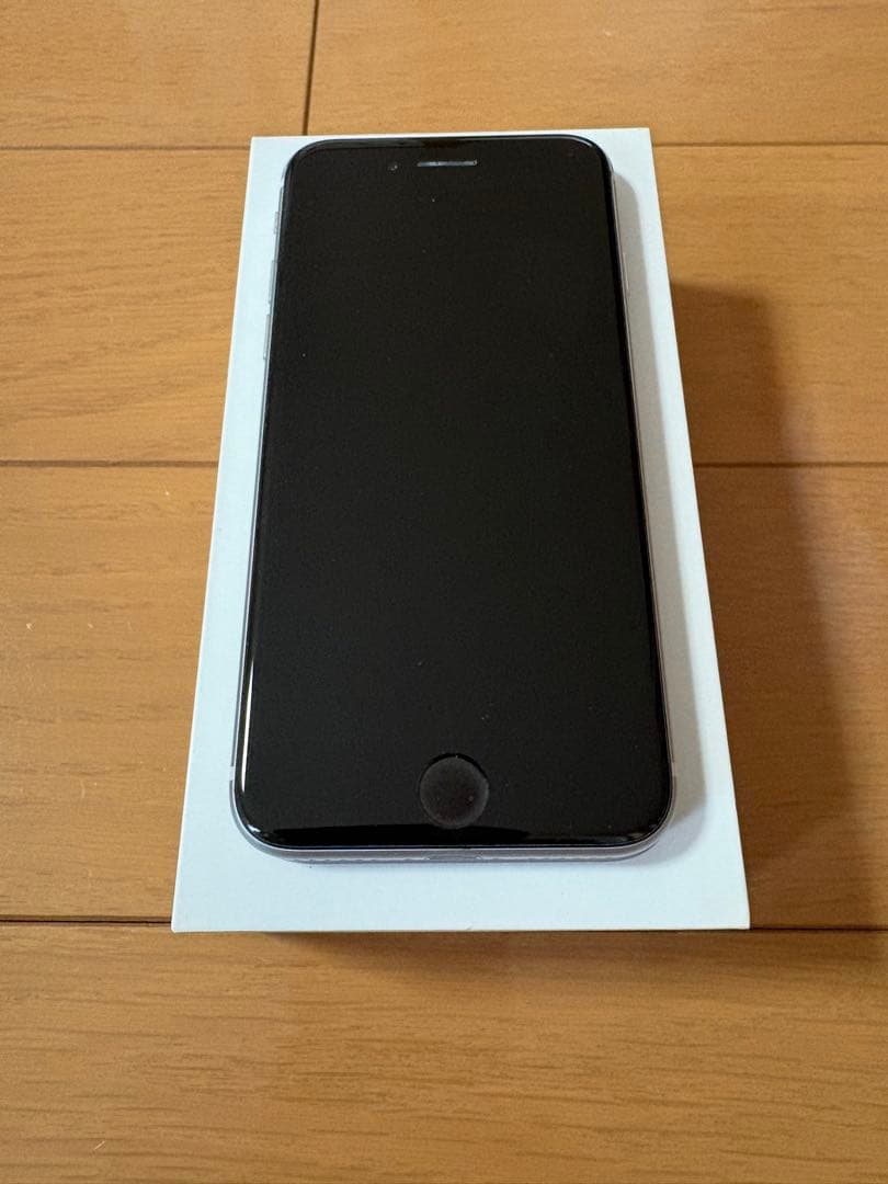 【美品】Apple iPhone SE 第2世代　256GB