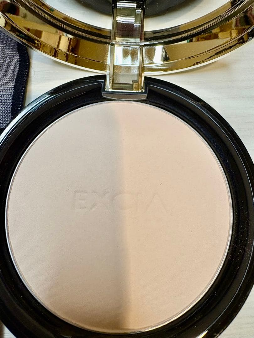 エクシア セレスティアル ヴェール　フェイスパウダープレストアルビオン