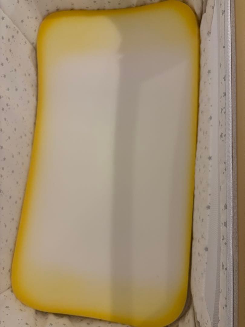 2025最新型モデル　HZDMJ ベビーベッド　カーキ