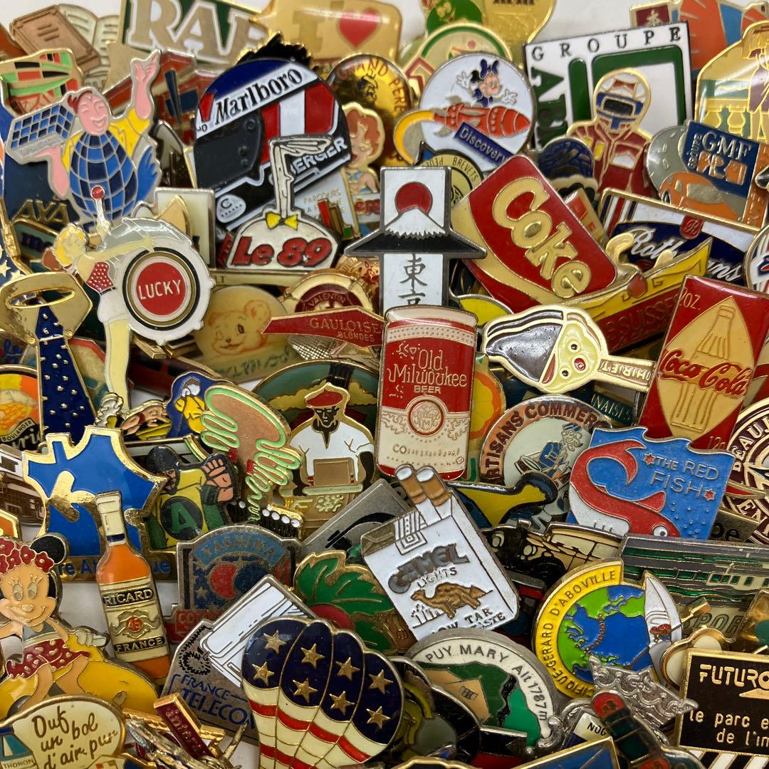 フランス雑貨★ピンバッジ大量200個セット★BVA04