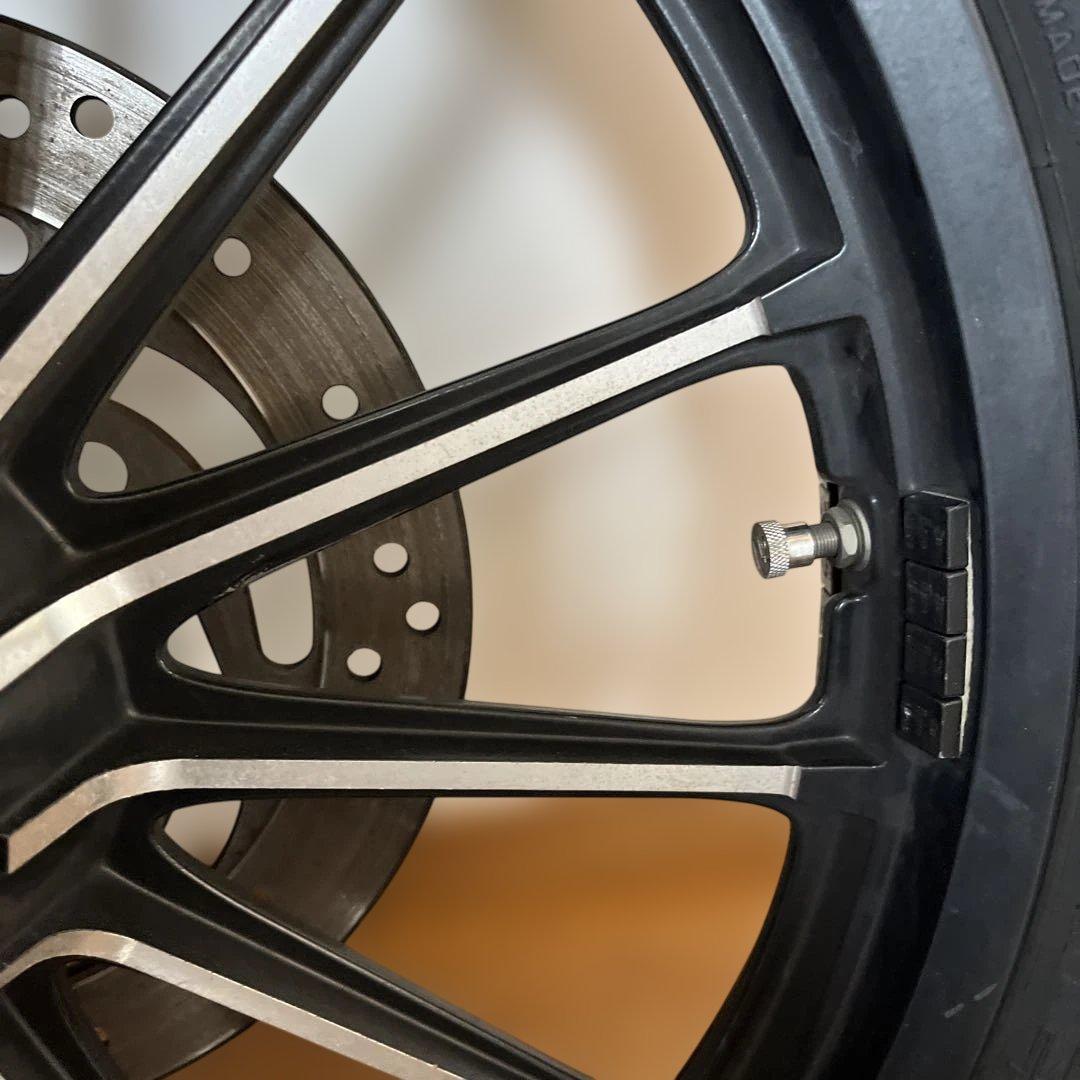 2011年式　ハーレー883Nアイアン純正ホイール