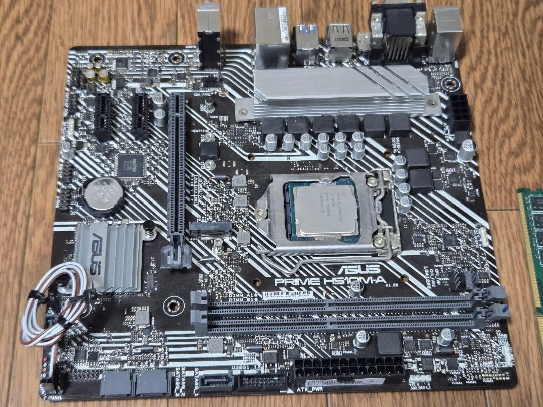 PC マザボ CPU メモリ8GB x2 動作未確認