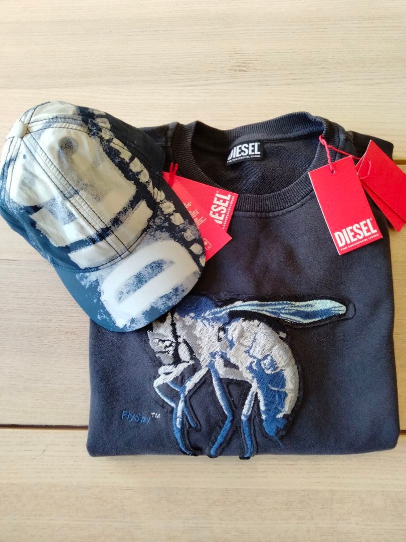 DIESEL（GINNLONG刺繍 SWEAT-SHIRT）＆キャップ2点新品