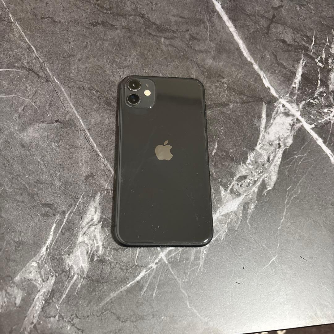 Apple iPhone 11 ブラック 本体 256gb