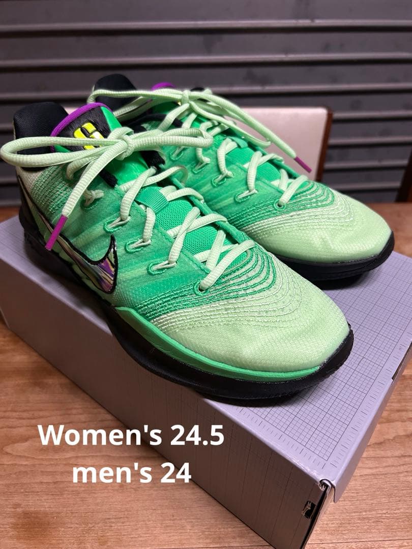 【新品】サブリナ3 GAMER EP NIKE 24.5 説明必読