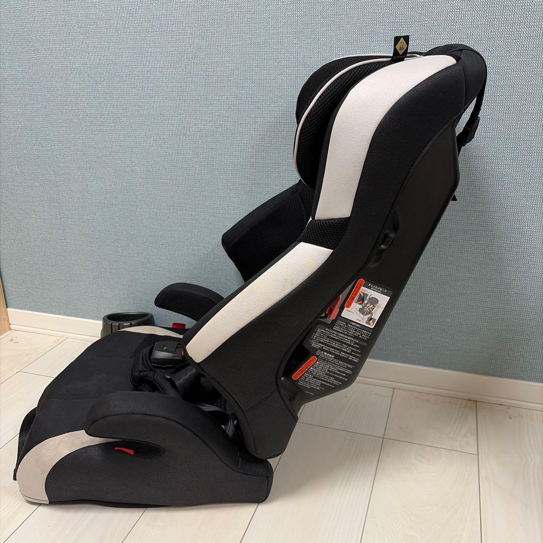 Combi ジュニアシート　エッグショックS GC