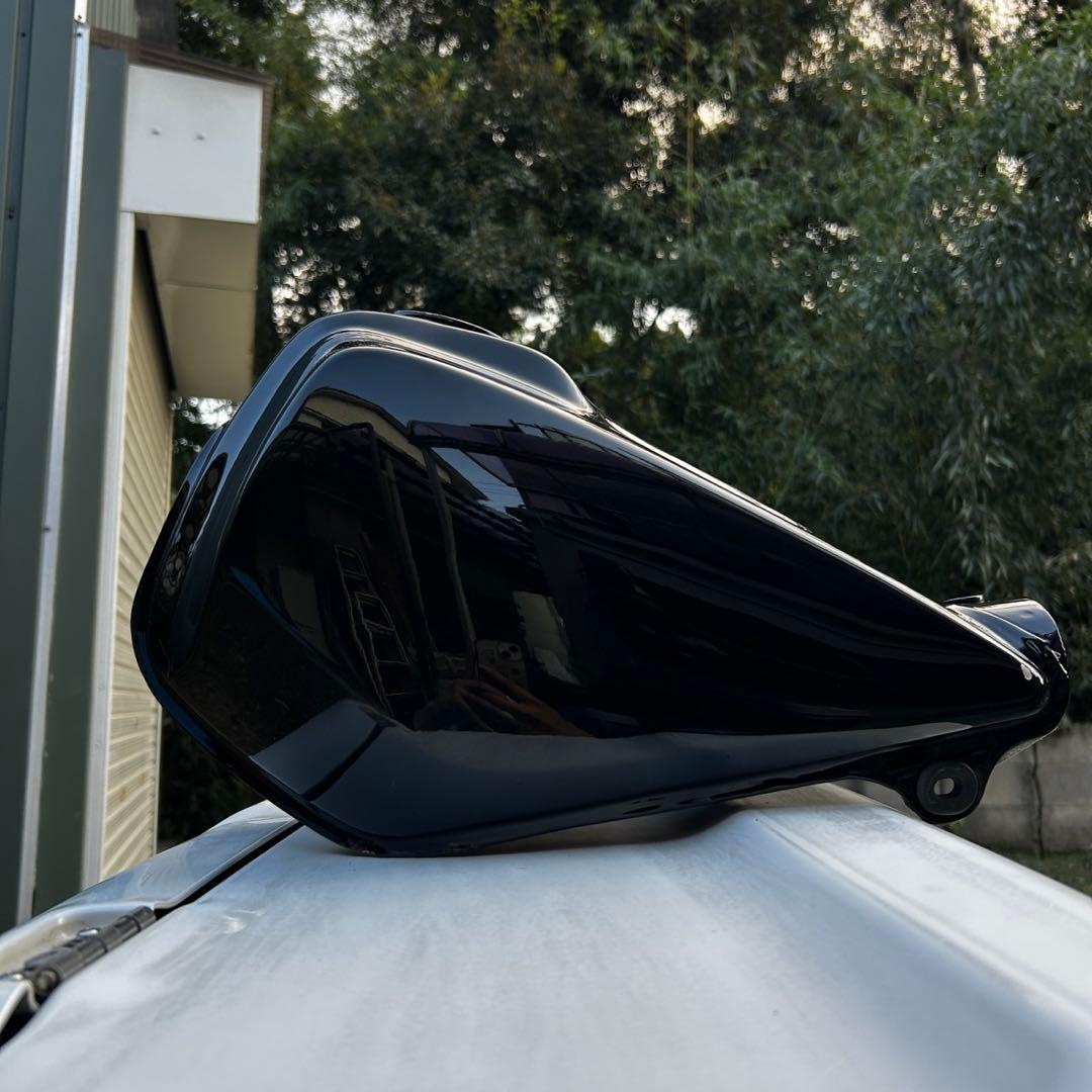 TW200ガソリンタンク　カラー:黒