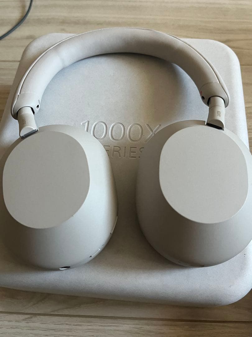 SONY 1000XM5 ワイヤレスヘッドホン