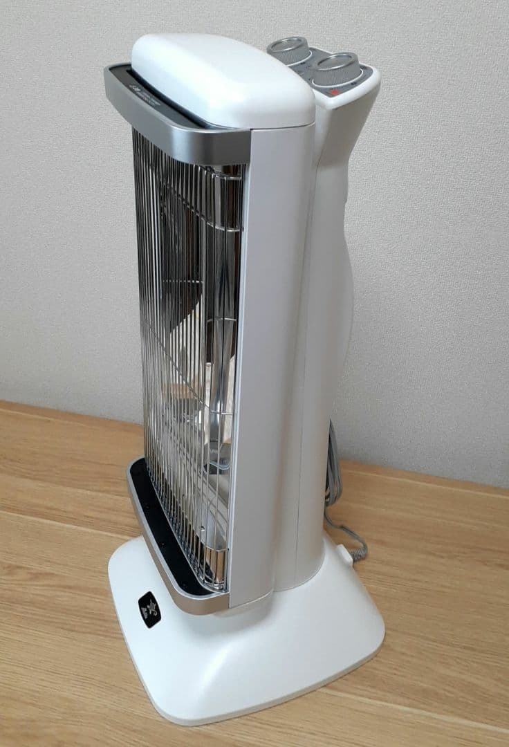 【遠⾚グラファイトヒーター】アラジン　白