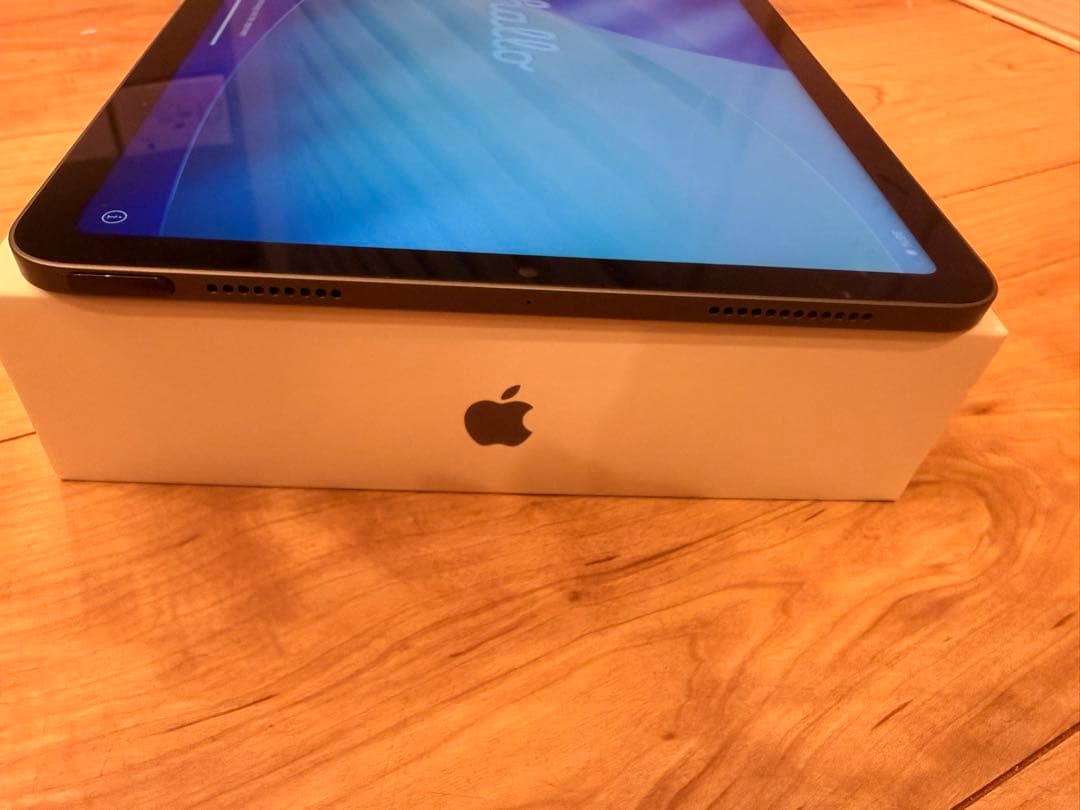 iPad Air (第５世代) Wi-Fi 64GB スペースグレイ