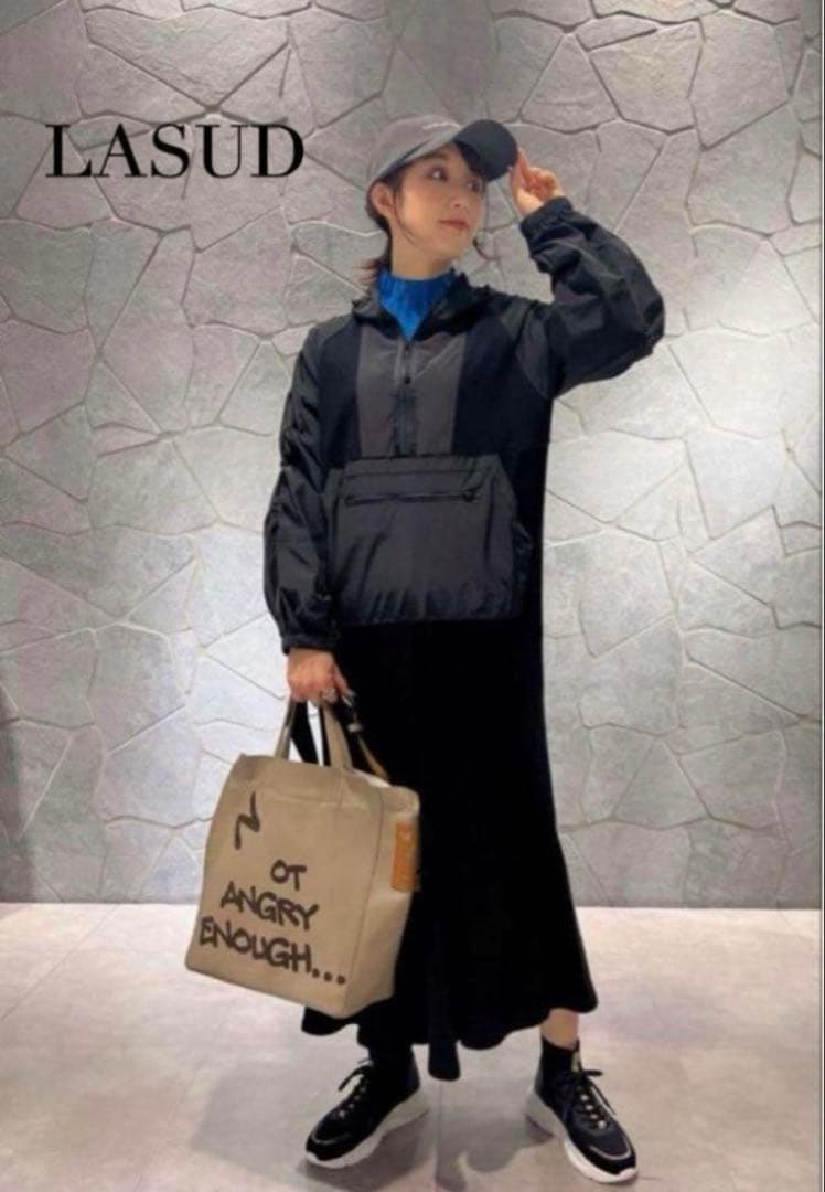 LASUD 異素材ギャザースリーブマーメイドワンピース　フード付き