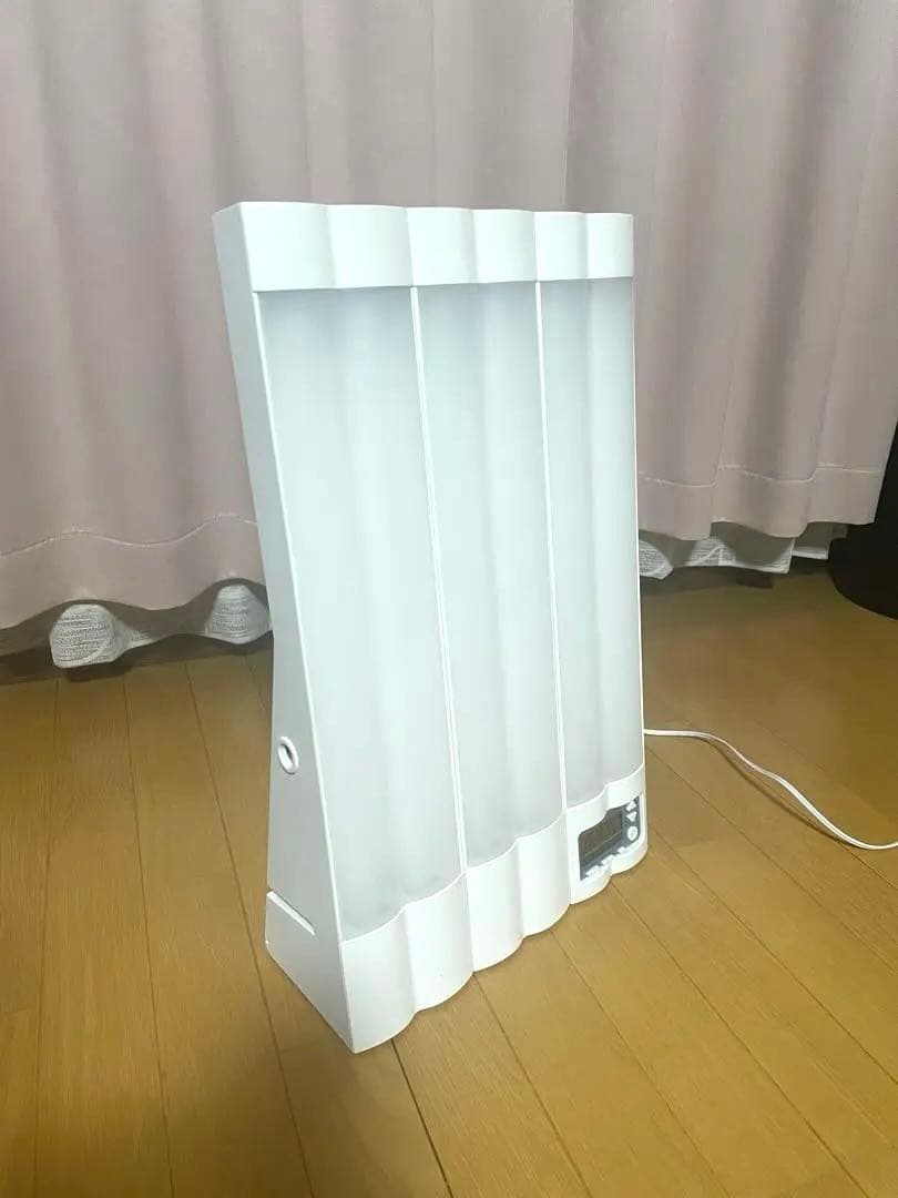 美品！Bright Light ME+ ブライトライトＭＥ＋　スタンド型ライト