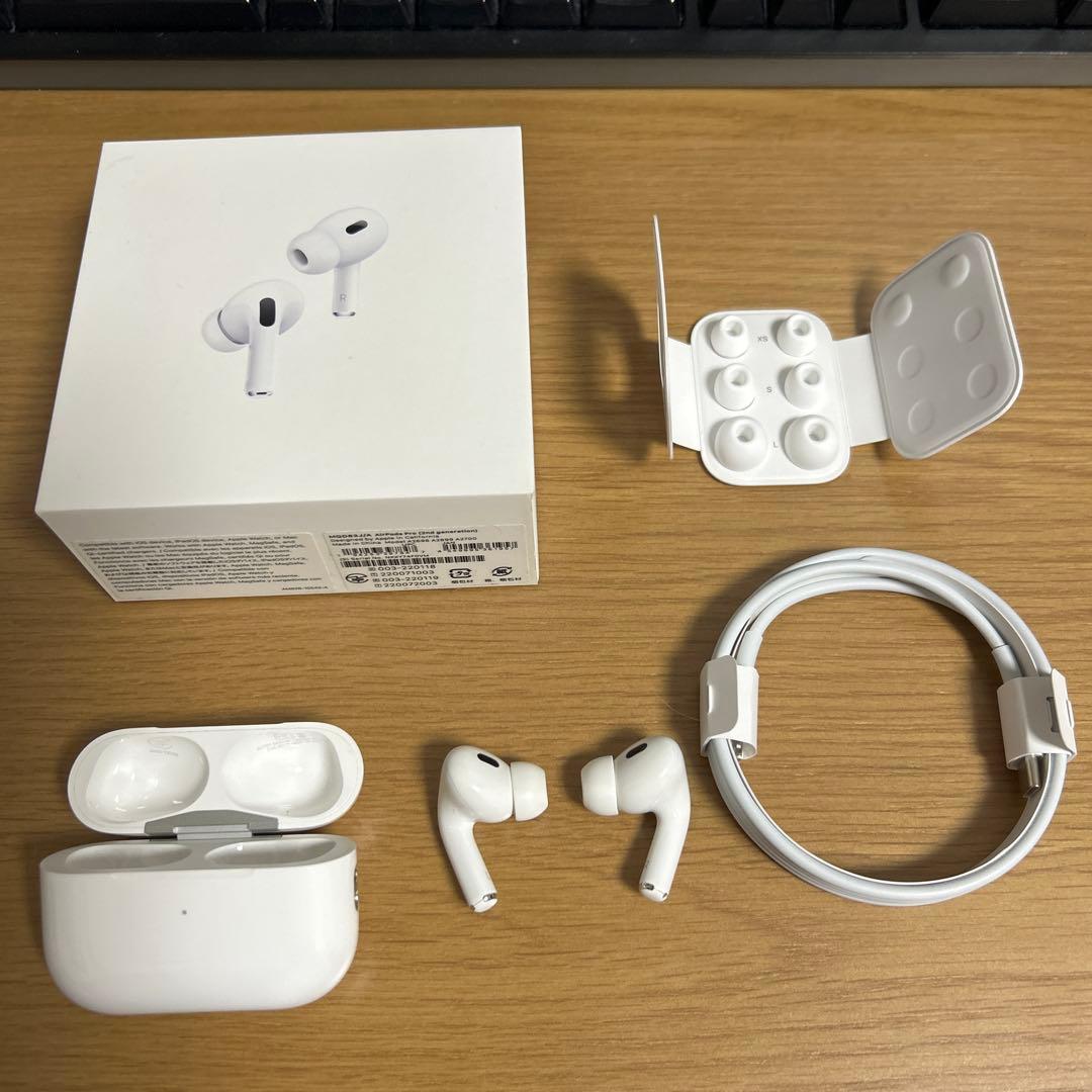 Airpods pro 第2世代 Lightning おまけケース付き