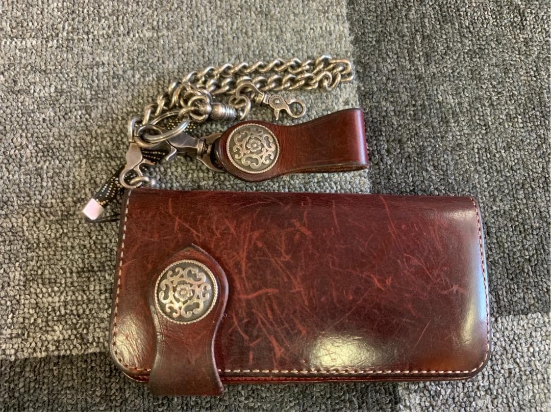 FUNNY ロングウォレット　長財布　本革　レザー　レッド