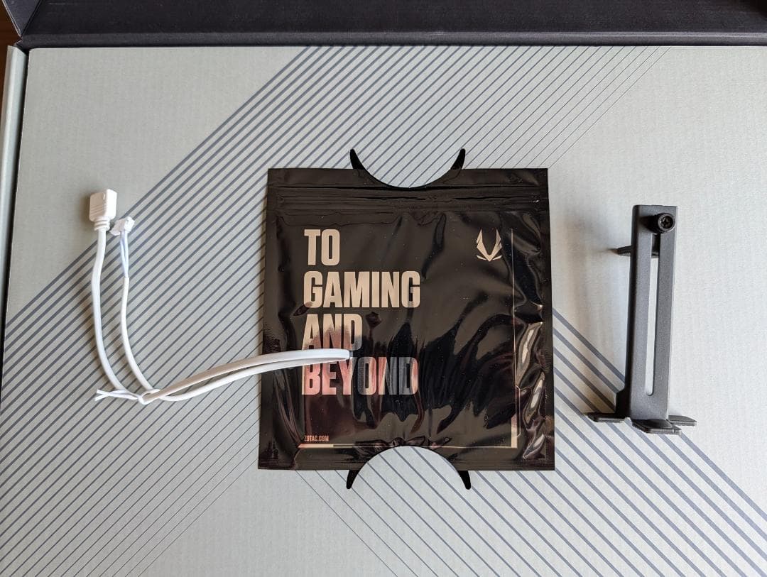 特典付（おまけ付き）ZOTAC RTX5080 SOLID 16GB