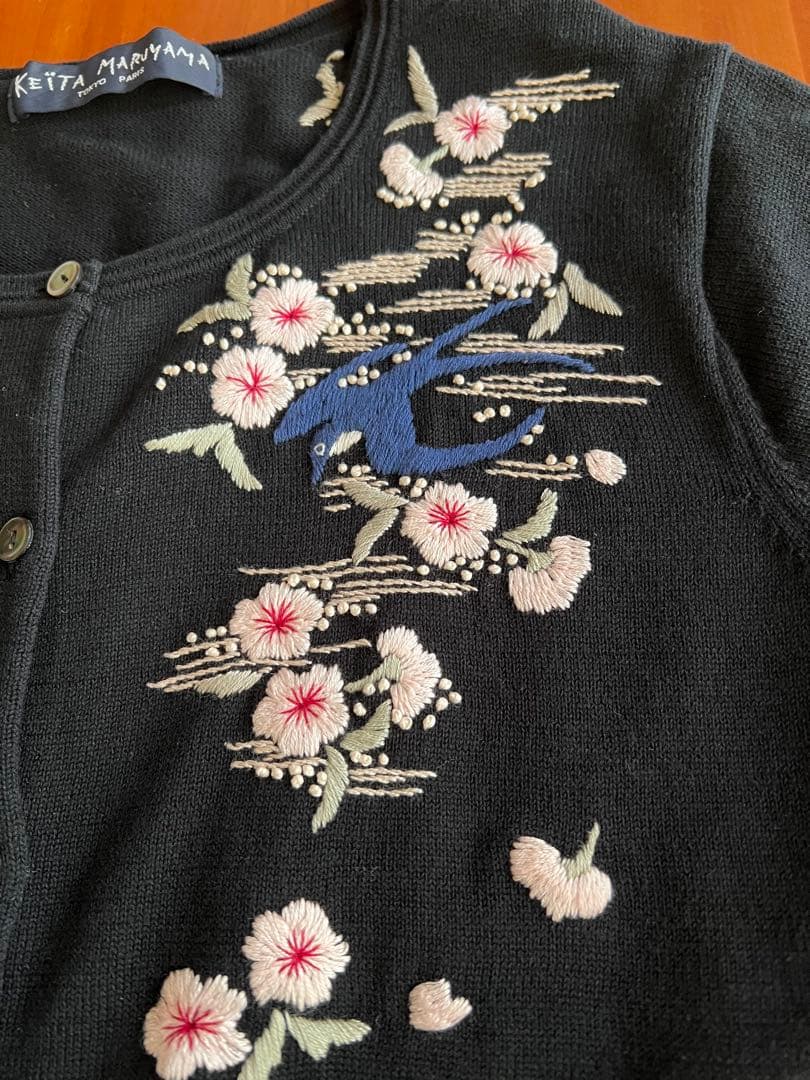 ケイタマルヤマ　桜刺繍　カーディガン　ブラック
