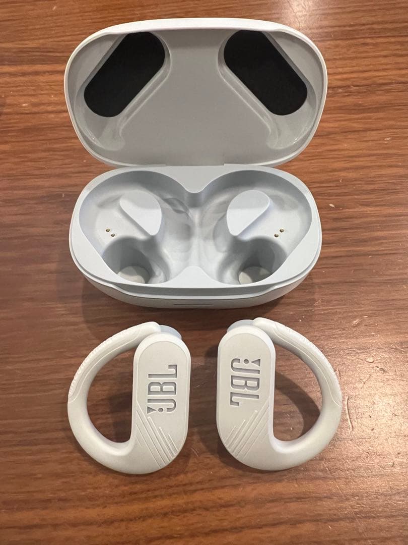 【美品】JBL ENDURANCE PEAK3 ワイヤレスイヤホン　ホワイト