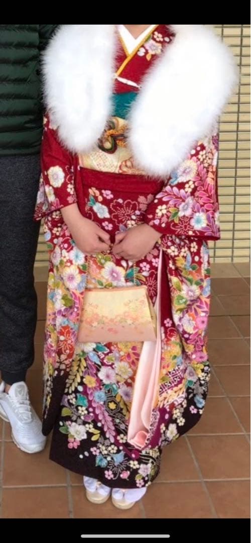 鈴乃屋 振袖フルセット 赤色花柄 (ファーは別売り)