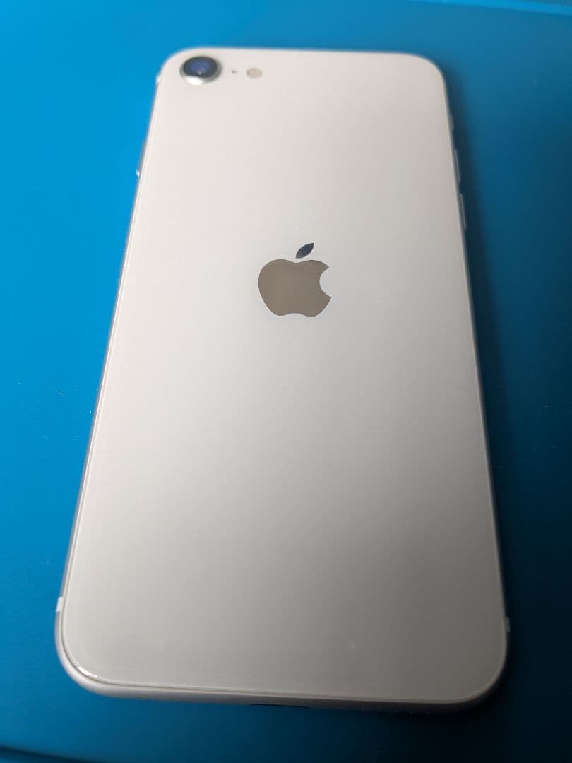 iPhone SE 2 中古 ホワイト 64GB